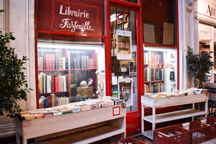 Second photo of the interior of Passage Jouffrey